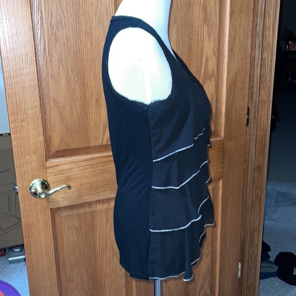WHBM top size small - Picture 4 of 5